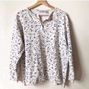 Vintage • Floral Long Sleeve Tee